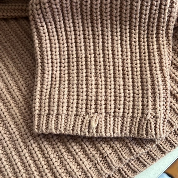 Jenni Kayne Cotton Cabin Sweater - Picture 4 of 5